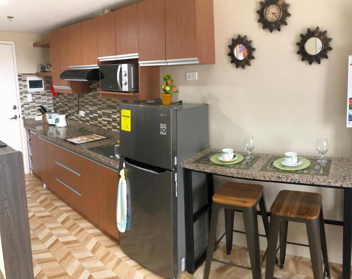 Sunvida Tower Residences Infront Of Sm City Cebu Eksteriør bilde
